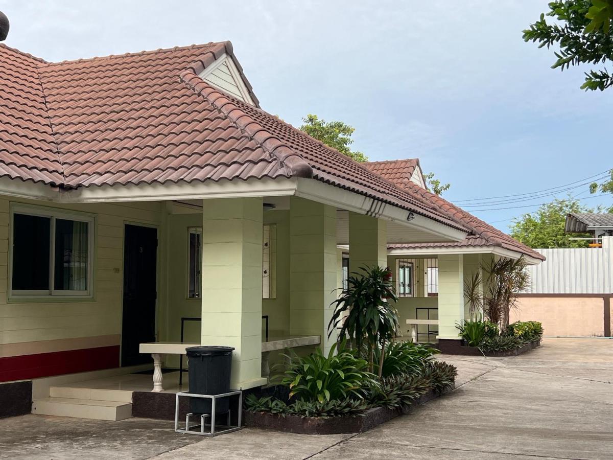 Suanpai Resort Sattahip Exterior foto